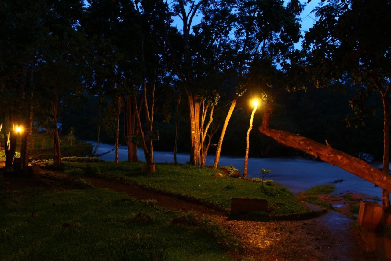 Tadlo Lodge Beng Esterno foto